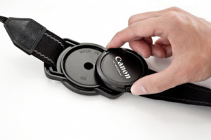 lens-cap-strap-holder-e052_600.0000001320818246